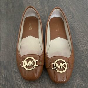 Michael kors flat